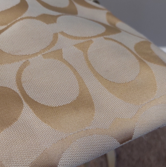 ❤️SALE! COACH Signature Stripe Jacquard Fabric Swingpack Crossbody Bag - Picture 11 of 16